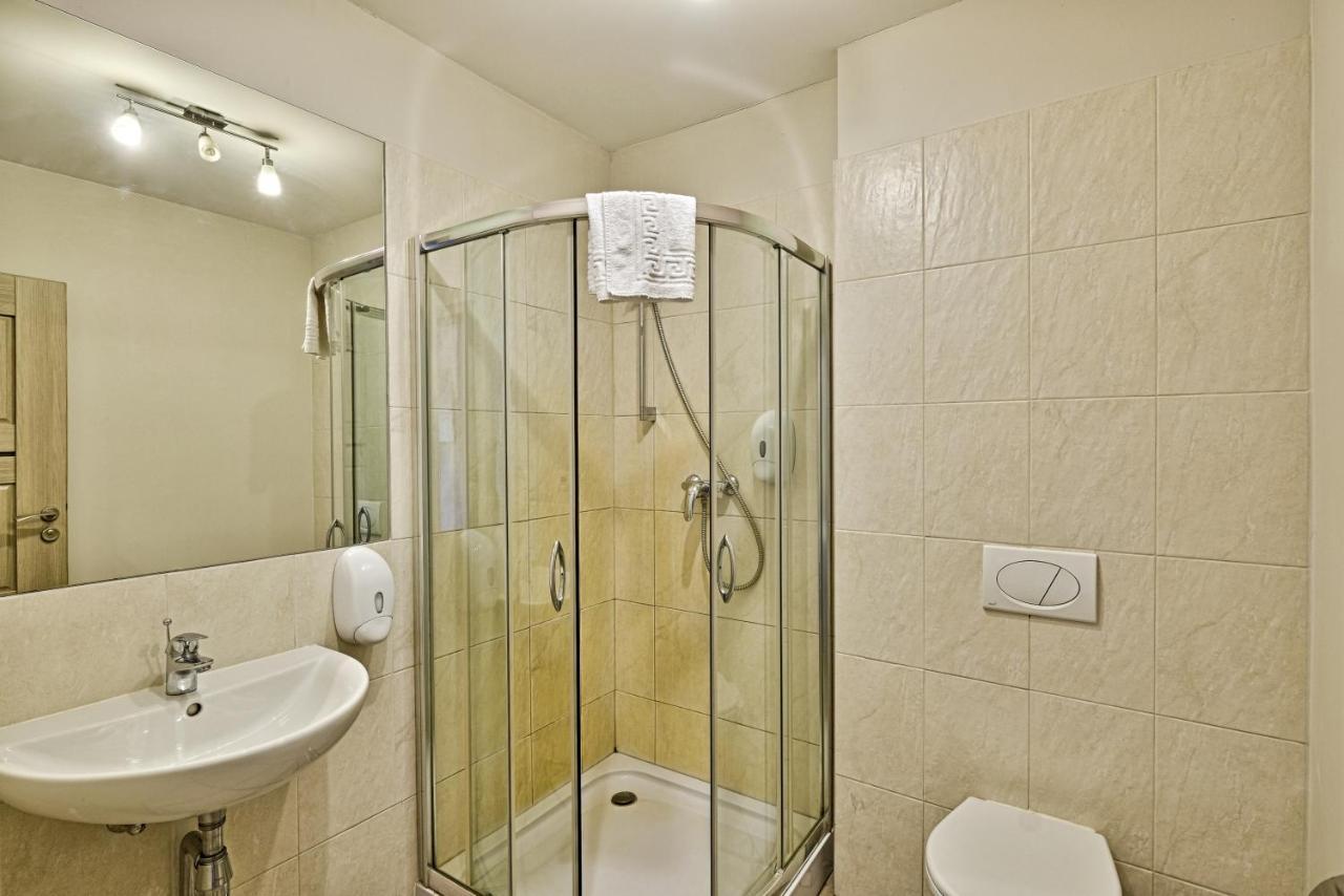 Luokesu Dvaras Otel Molėtai Oda fotoğraf
