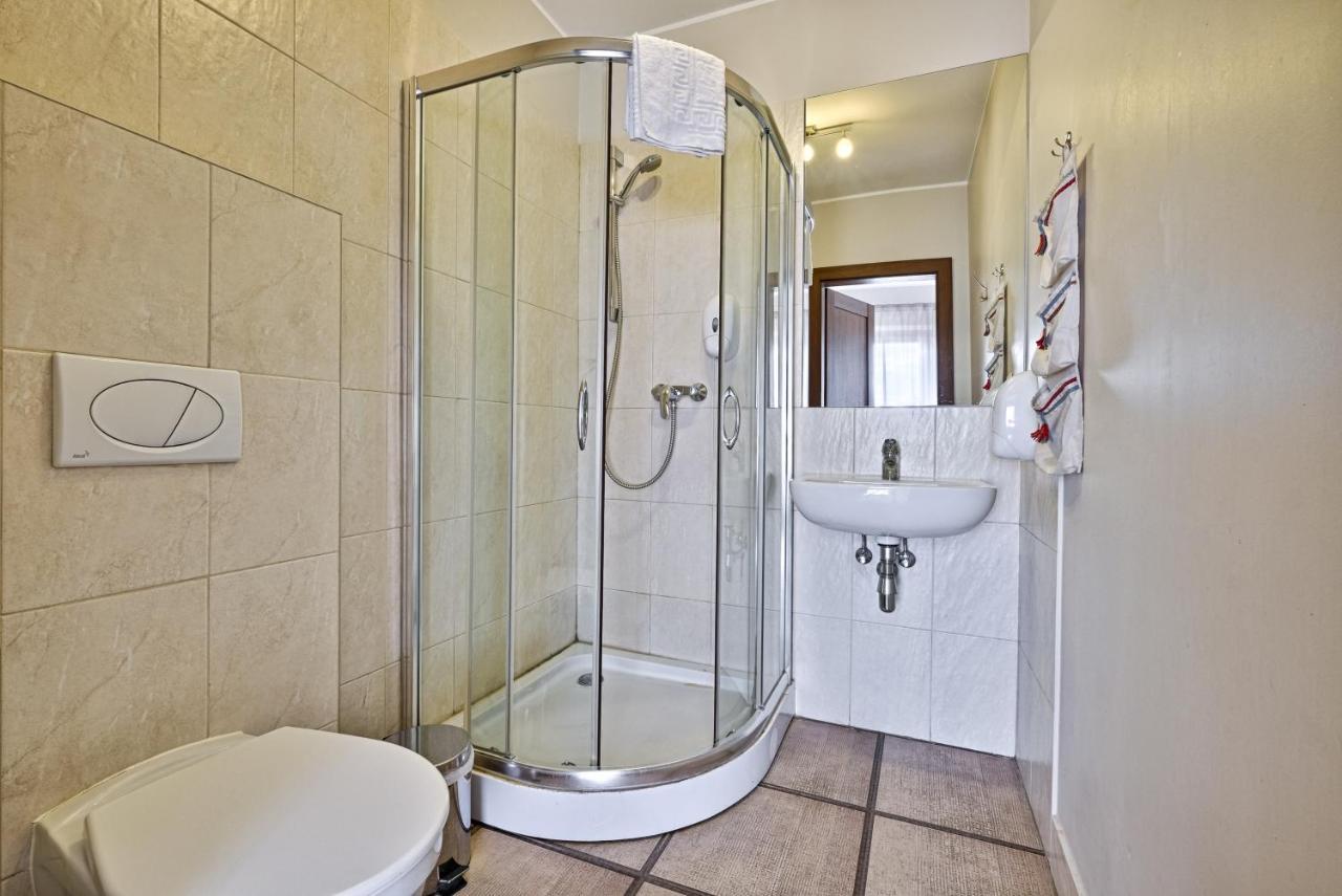 Luokesu Dvaras Otel Molėtai Oda fotoğraf